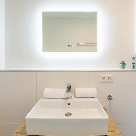Апартаменты Apartmenthaus Vor Den Halligen Halligwelt De Luxe